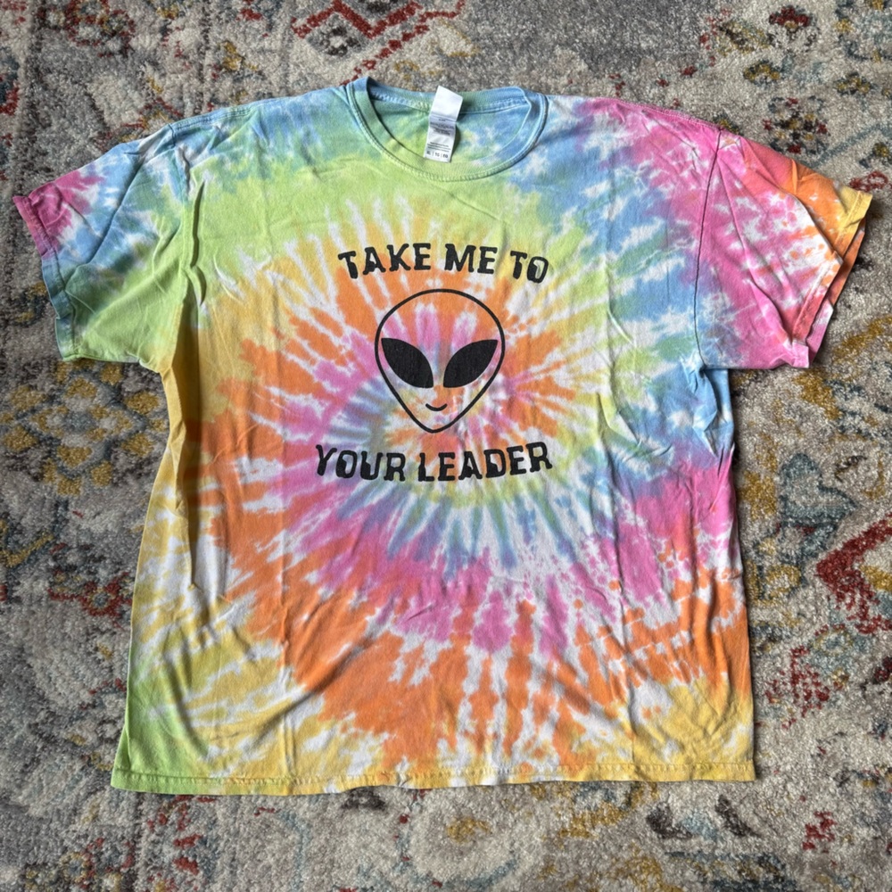 Super comfy alien tie dye big tee 👽